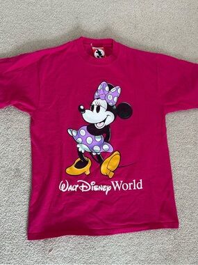 Walt Disney World (vintage) Mouse Tee in Hot Pink